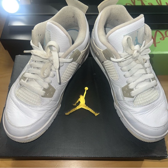 Air Jordan 4 retro GG white/sand color size 5Y - Picture 12 of 12